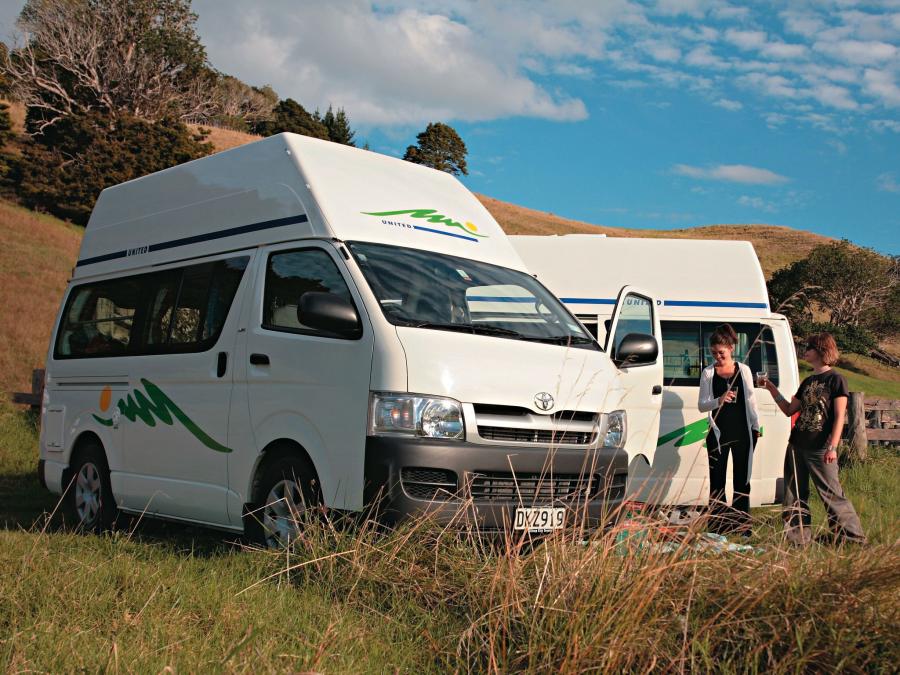 Toyota Hiace Camper United '2004